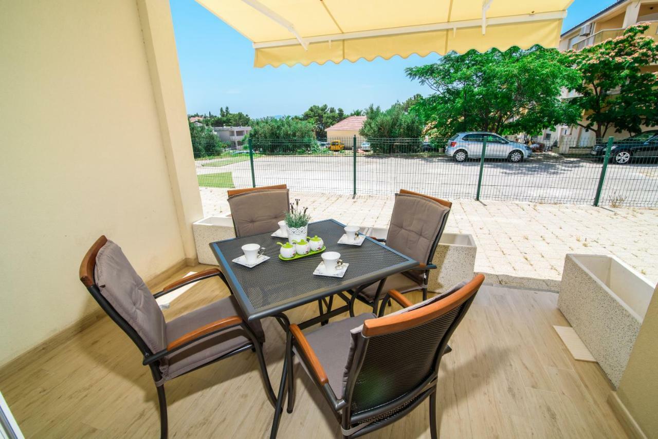 Apartments Leone Lukas Promajna Exterior photo